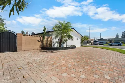 16551 Lucia Lane, Huntington Beach, CA 92647 - Photo 25