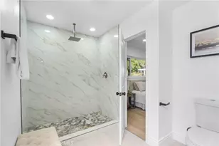 16551 Lucia Ln, Huntington Beach, CA 92647 - Photo 15