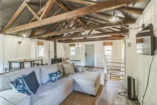 33401 Bluebird Dr, Green Valley Lake, CA 92341 - Photo 11