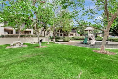 147 Via Contento, Rancho Santa Margarita, CA 92688 - Photo 7