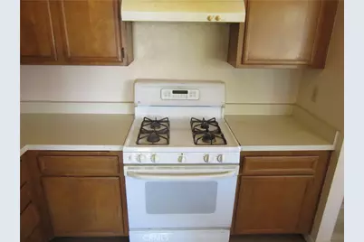 342 Red Pine, Perris, CA 92570 - Photo 9