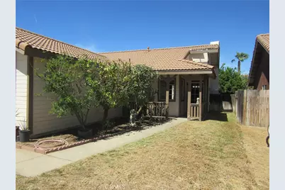 342 Red Pine, Perris, CA 92570 - Photo 3