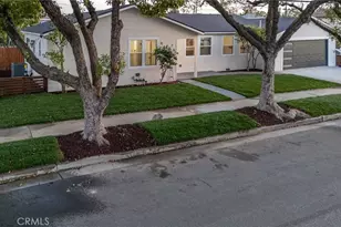 700 W 10th St, Azusa, CA 91702 - Photo 35