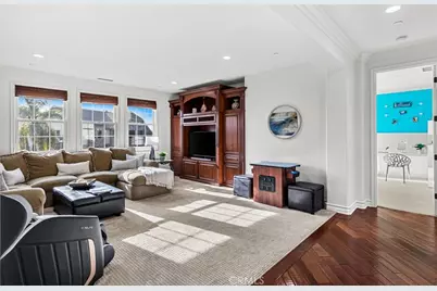 26012 Horseshoe Cr, Laguna Hills, CA 92653 - Photo 43