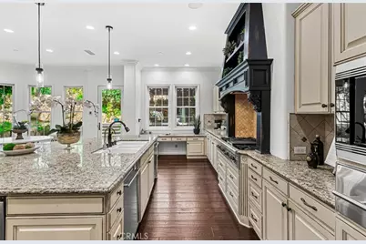 26012 Horseshoe Cr, Laguna Hills, CA 92653 - Photo 25