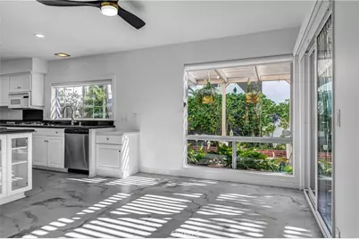 42 Almond Tree Ln, Irvine, CA 92612 - Photo 25