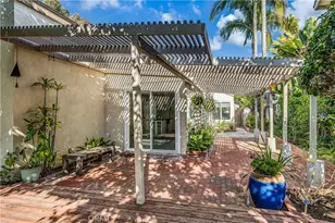 42 Almond Tree Ln, Irvine, CA 92612 - Photo 31
