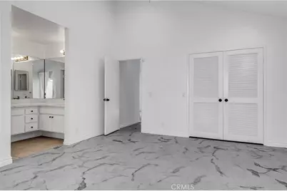 42 Almond Tree Ln, Irvine, CA 92612 - Photo 11