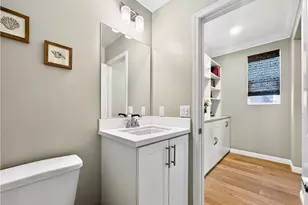 16901 Airport Cir, Huntington Beach, CA 92649 - Photo 15