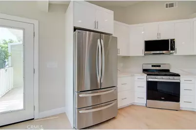 527 Westminster #B, Newport Beach, CA 92663 - Photo 7