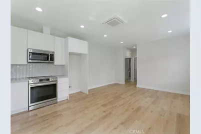 5075 Pickford, Los Angeles, CA 90019 - Photo 3