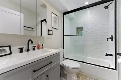 5075 Pickford, Los Angeles, CA 90019 - Photo 23