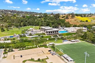 27625 Niguel Village Dr, Laguna Niguel, CA 92677 - Photo 33