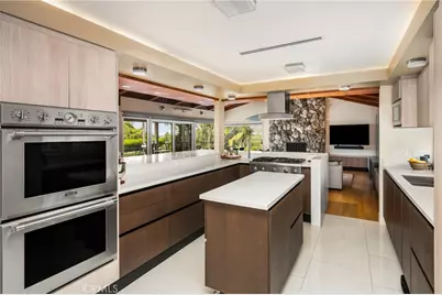 1360 Dana Pl, Fullerton, CA 92831 - Photo 27