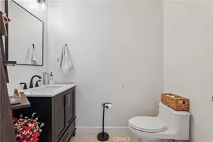 1 Longbourn Aisle, Irvine, CA 92603 - Photo 17