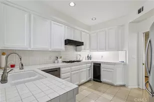 1 Longbourn Aisle, Irvine, CA 92603 - Photo 15