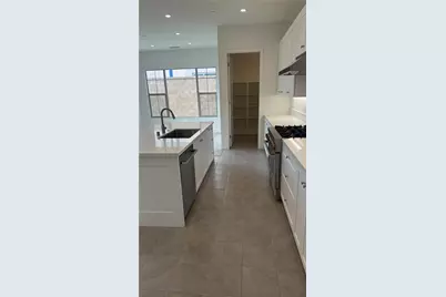 116 Eversedge, Irvine, CA 92618 - Photo 7