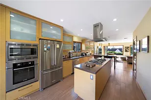 10707 Rochester, Los Angeles, CA 90024 - Photo 17