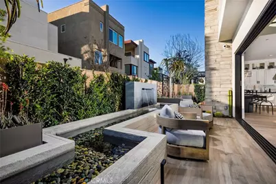 113 Apron, Irvine, CA 92618 - Photo 3