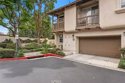2744 Monza, Tustin, CA 92782 - Photo 3