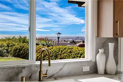 3501 Sausalito, Corona del Mar, CA 92625 - Photo 11