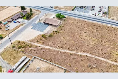 11695 Hesperia Road, Hesperia, CA 92345 - Photo 9