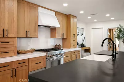 22 Rue Cannes, Newport Beach, CA 92660 - Photo 17