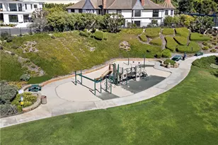 6 Monterey Cir, Corona del Mar, CA 92625 - Photo 43