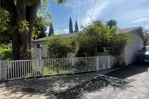 2525 Elden, Costa Mesa, CA 92627 - Photo 9