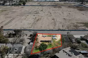 11178 Locust Ave, Bloomington, CA 92316 - Photo 7