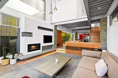 304 Grand Boulevard, Venice, CA 90291 - Photo 1