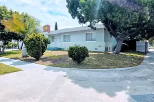 1974 W Harriet Ln, Anaheim, CA 92804 - Photo 3