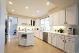 9 Willowglade, Trabuco Canyon, CA 92679 - Photo 5