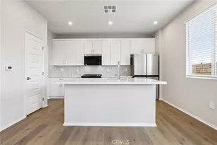 28228 Via Somantano, Temecula, CA 92591 - Photo 11