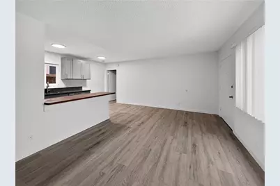 207 Baltimore Avenue, Huntington Beach, CA 92648 - Photo 17