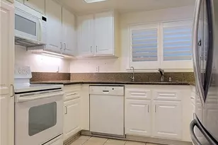 2369 Via Mariposa E, Laguna Woods, CA 92637 - Photo 11