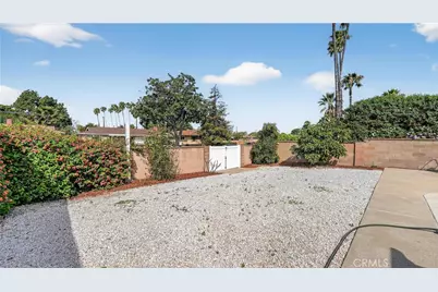 1575 W Edithia, Anaheim, CA 92802 - Photo 33