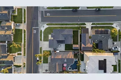 10121 Kukui, Huntington Beach, CA 92646 - Photo 37