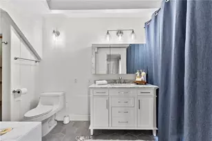 941 W Hawthorn, San Diego, CA 92101 - Photo 19