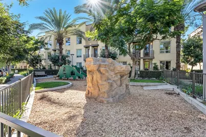 19 Delancy, Irvine, CA 92612 - Photo 35