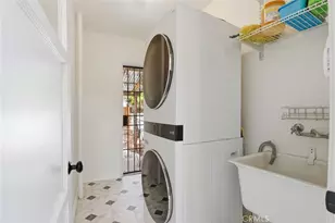 1829 S Fairfax Ave, Los Angeles, CA 90019 - Photo 15