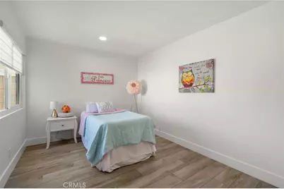 17151 Hague, Huntington Beach, CA 92647 - Photo 17