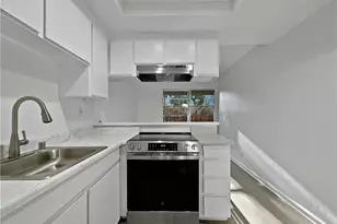 1023 Delna Manor, San Jose, CA 95128 - Photo 23