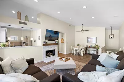 26433 Portola, Mission Viejo, CA 92692 - Photo 3