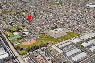 16722 Goldenwest St, Huntington Beach, CA 92647 - Photo 51