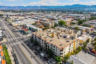 6938 Laurel Canyon, North Hollywood, CA 91605 - Photo 3
