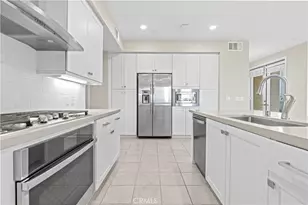 199 Bowery, Irvine, CA 92612 - Photo 9