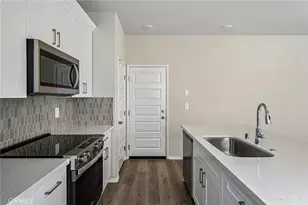 1131 Tropic Ct, Redlands, CA 92374 - Photo 9