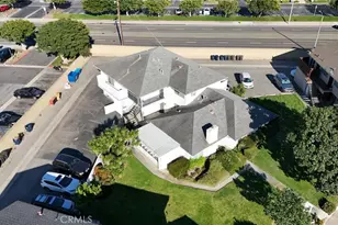 16752 Bardon Ln, Huntington Beach, CA 92647 - Photo 5