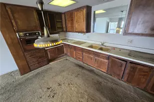 13121 Oak Hills Dr, Seal Beach, CA 90740 - Photo 5